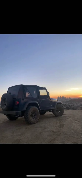 2000 Jeep TJ Wrangler - Image 2 of 4