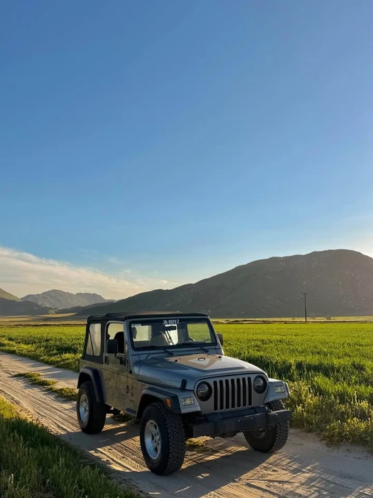 2000 Jeep TJ Wrangler - Image 2 of 17