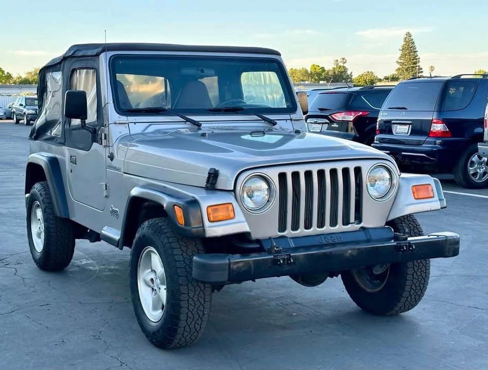 2000 Jeep TJ Wrangler - Image 2 of 15