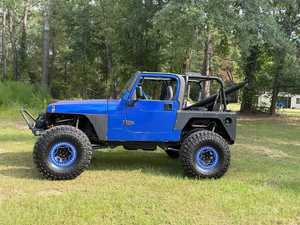 2000 Jeep TJ Wrangler - Image 2 of 16