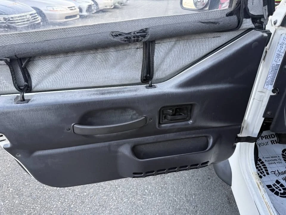 2000 Jeep TJ Wrangler - Image 14 of 19