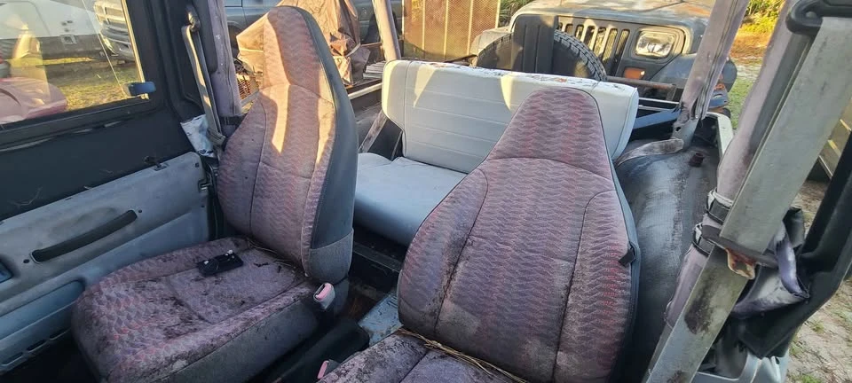 2000 Jeep TJ Wrangler - Image 7 of 11