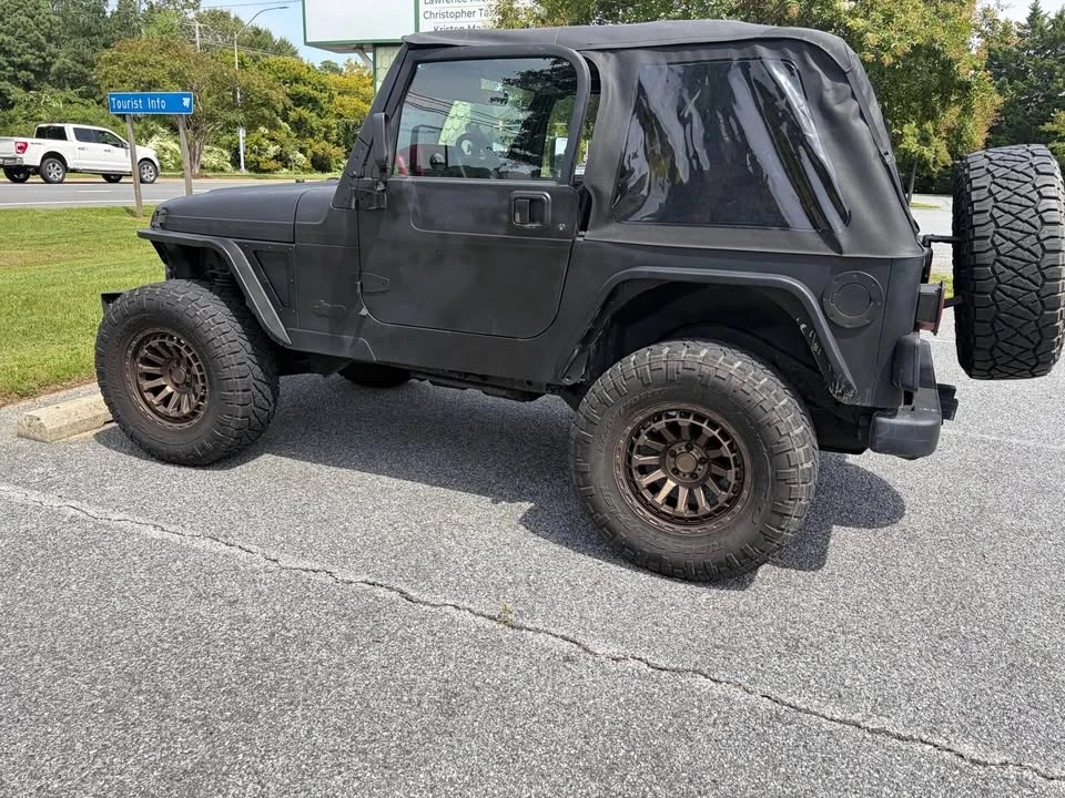 2000 Jeep TJ Wrangler - Image 5 of 5