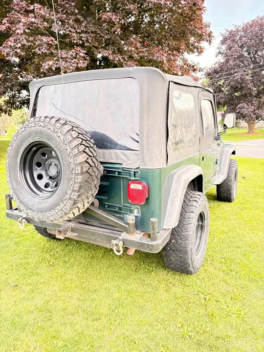 2000 Jeep TJ Wrangler - Image 3 of 4