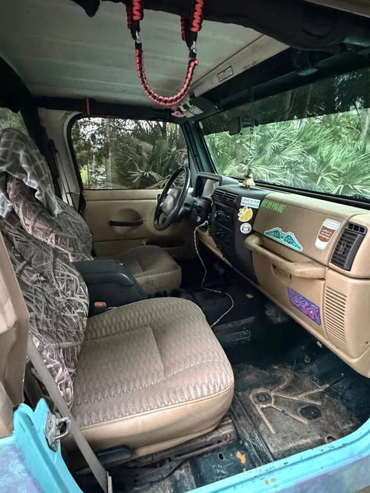 2000 Jeep TJ Wrangler - Image 6 of 7
