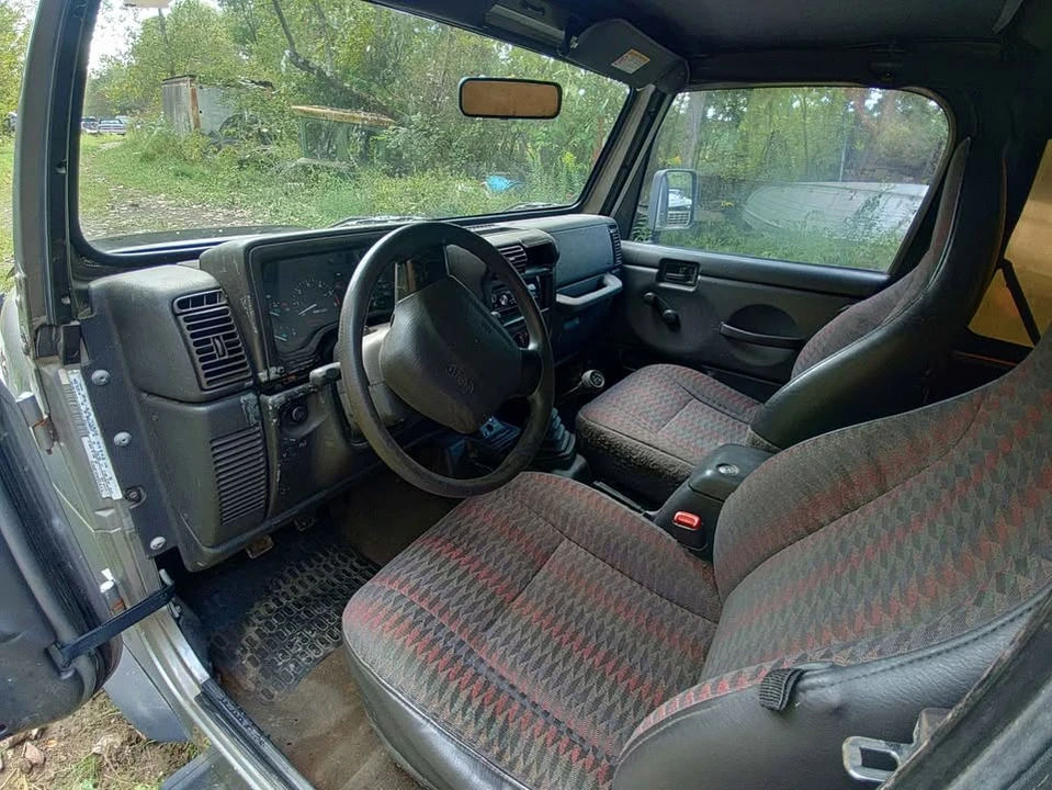 2000 Jeep TJ Wrangler - Image 6 of 10