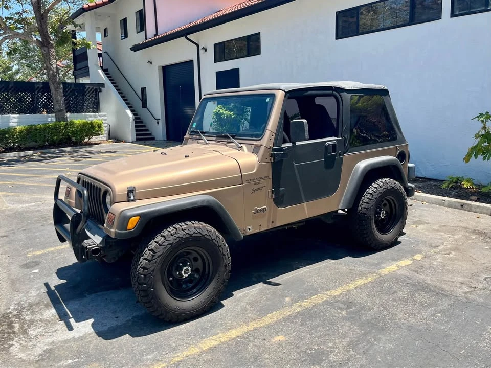 2000 Jeep TJ Wrangler - Image 2 of 2