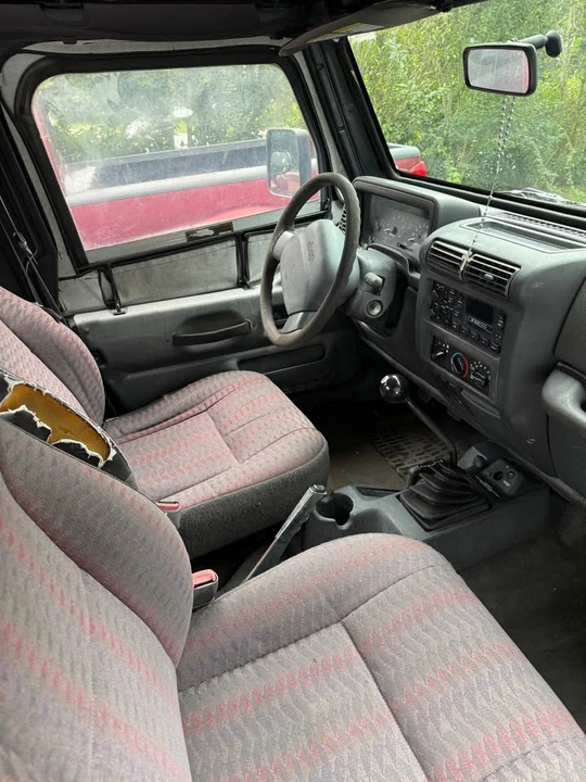2000 Jeep TJ Wrangler - Image 7 of 12