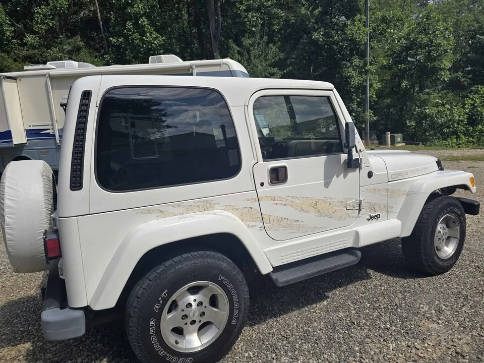 2000 Jeep TJ Wrangler - Image 2 of 6