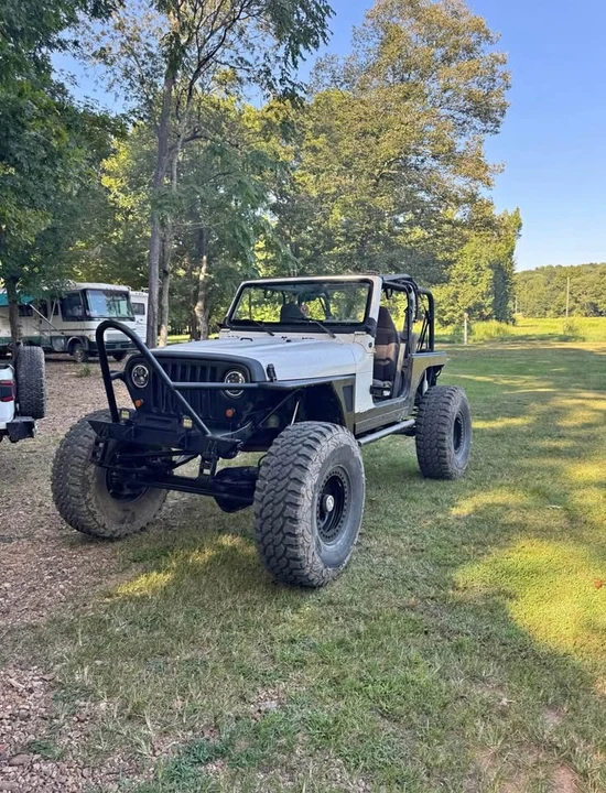2000 Jeep TJ Wrangler - Image 2 of 10
