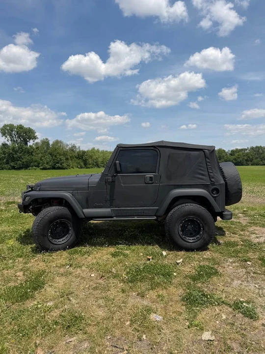2000 Jeep TJ Wrangler - Image 5 of 10