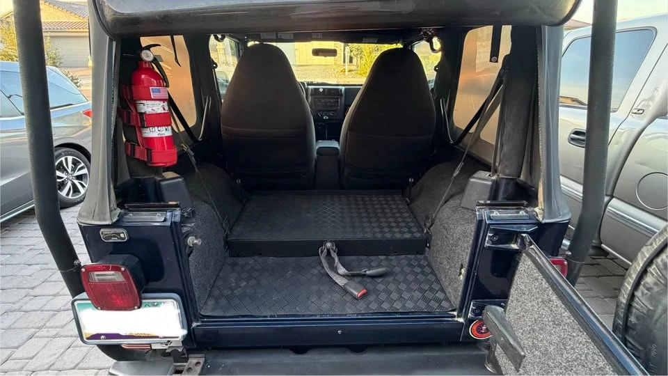 2000 Jeep TJ Wrangler - Image 16 of 17