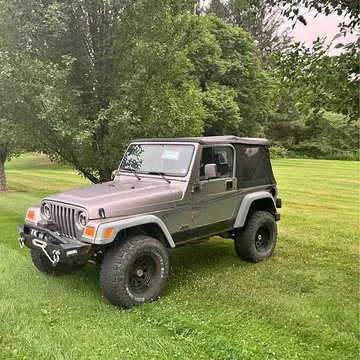 2000 Jeep Wrangler S Sport Utility