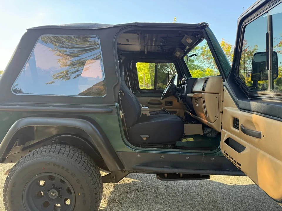 2000 Jeep TJ Wrangler - Image 3 of 8