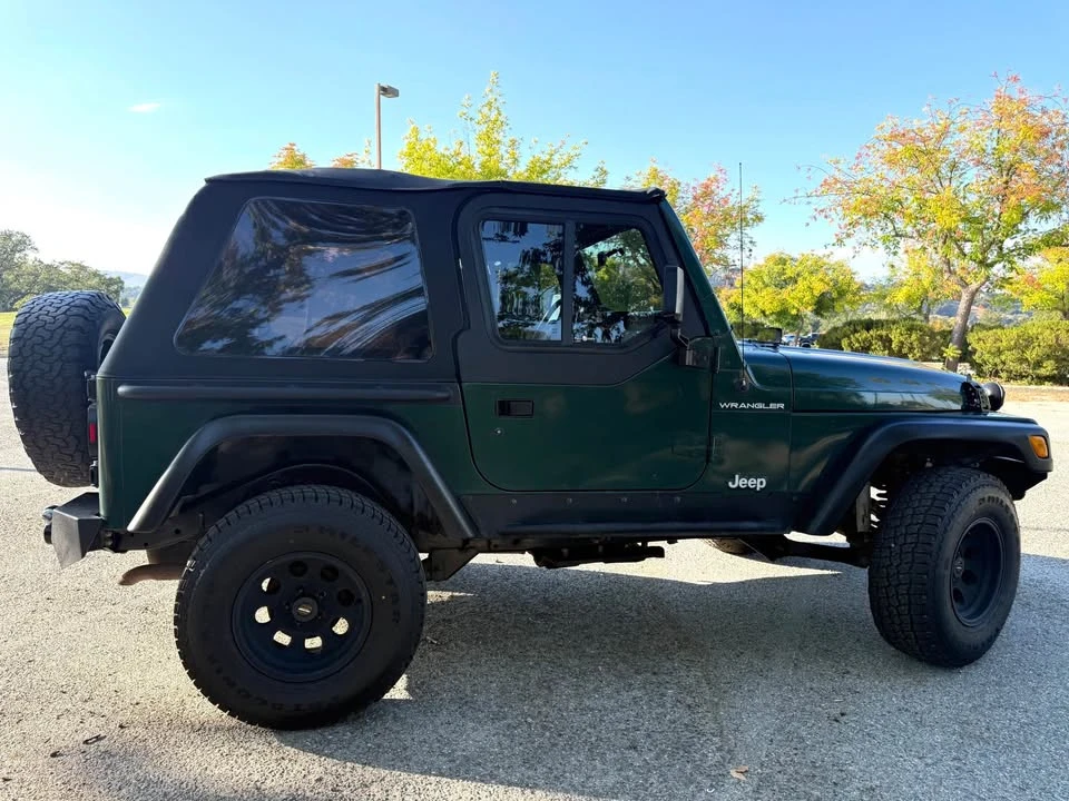 2000 Jeep TJ Wrangler - Image 2 of 8
