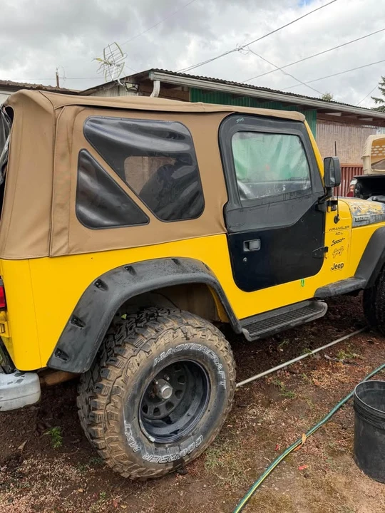 2000 Jeep TJ Wrangler - Image 2 of 15