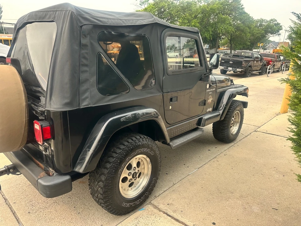 2000 Jeep TJ Wrangler - Image 7 of 31