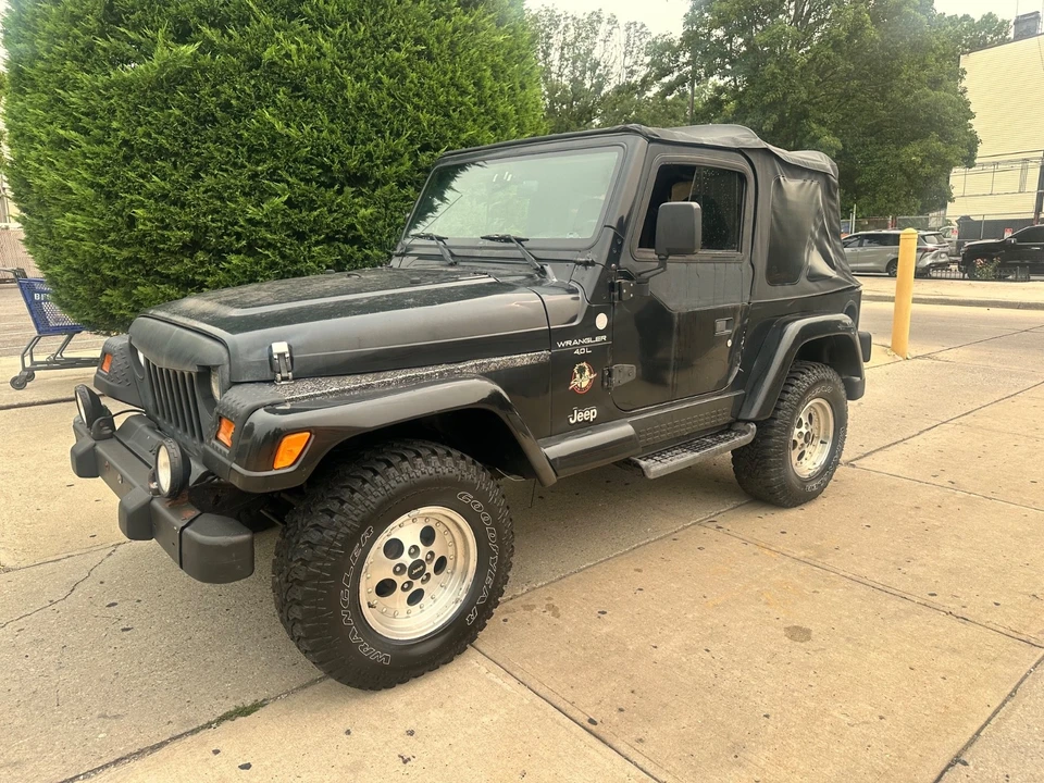 2000 Jeep TJ Wrangler - Image 3 of 31