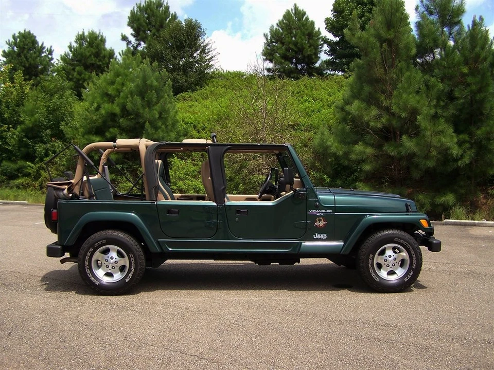 2000 Jeep TJ Wrangler - Image 11 of 31