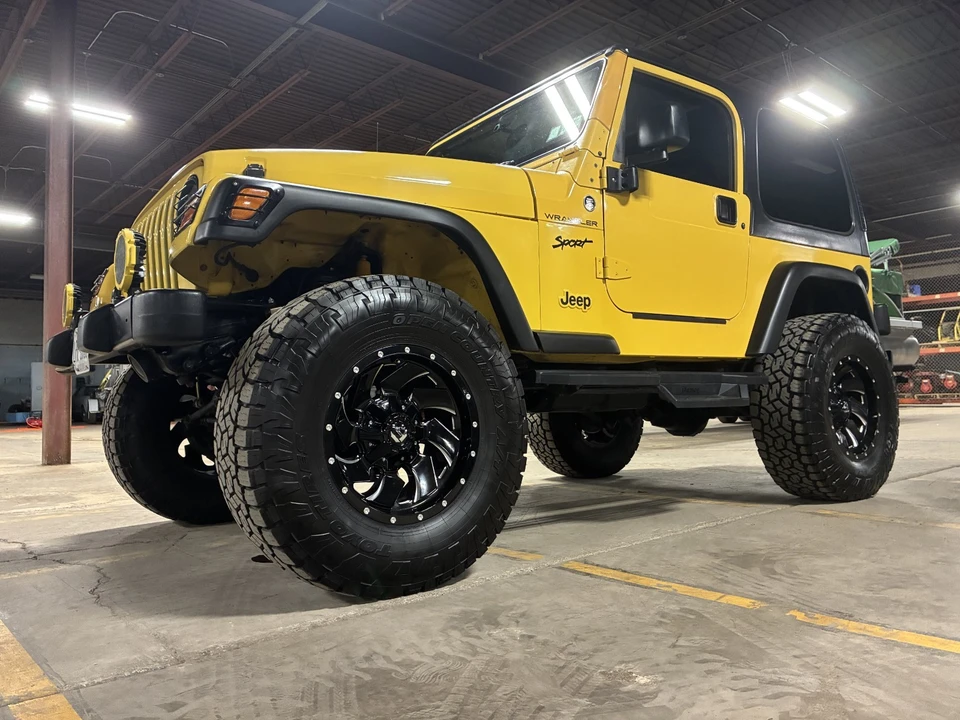 2000 Jeep TJ Wrangler - Image 12 of 31