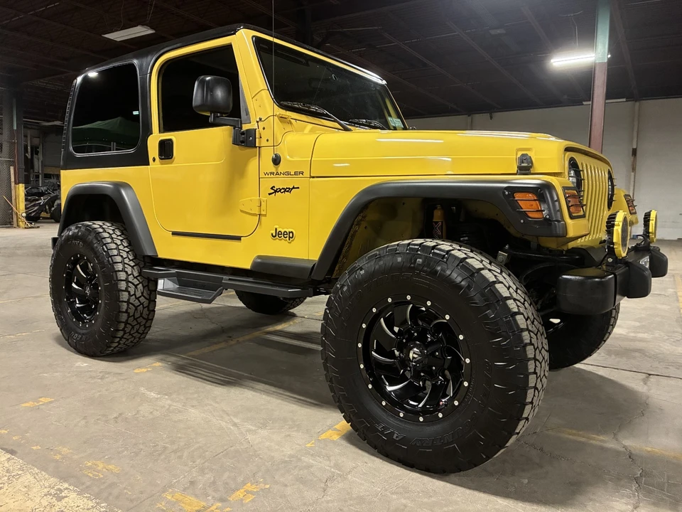 2000 Jeep TJ Wrangler - Image 5 of 31