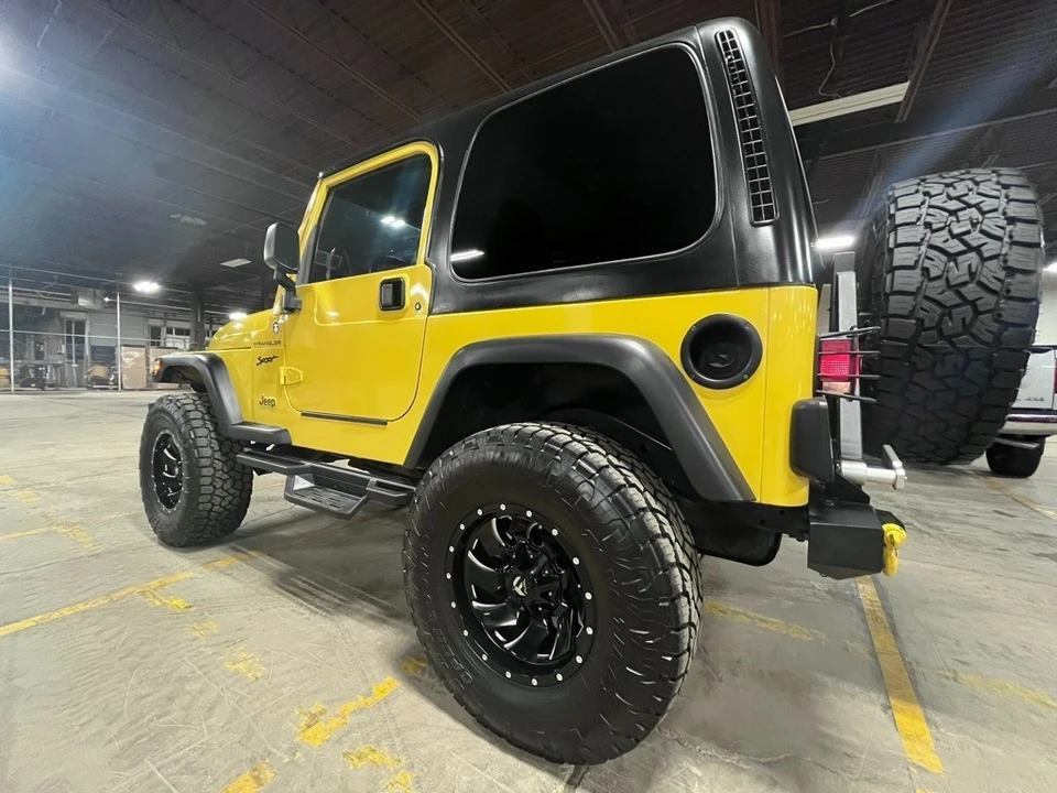 2000 Jeep TJ Wrangler - Image 9 of 31