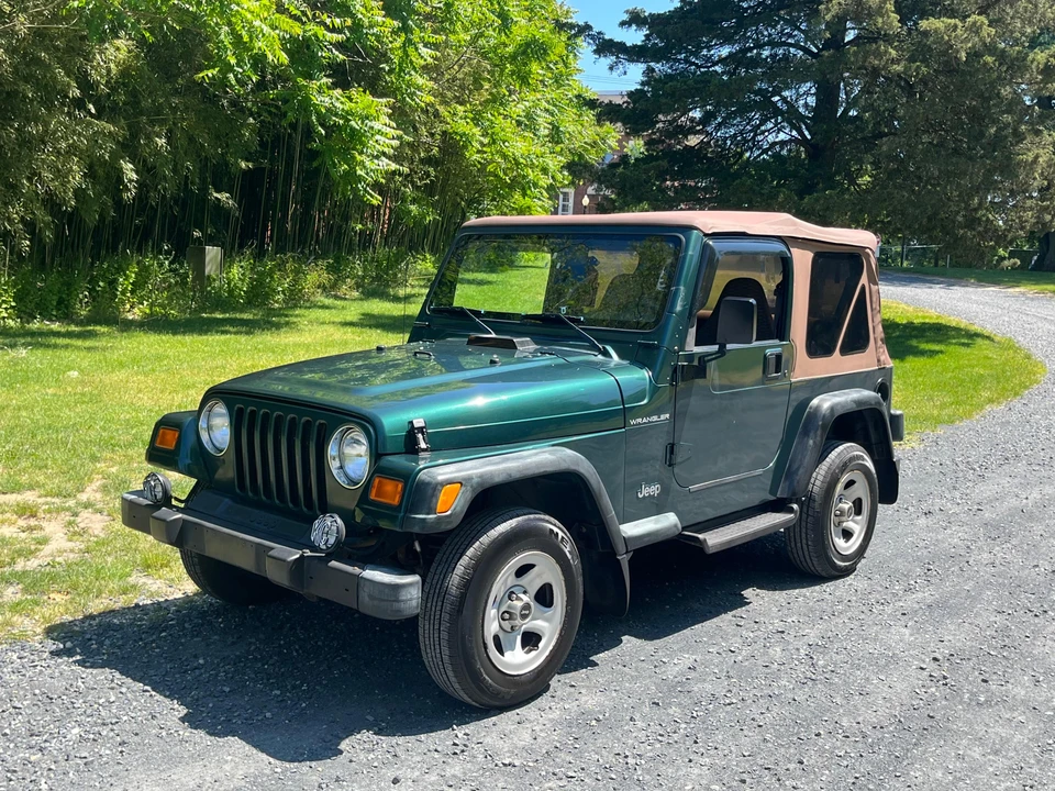 2000 Jeep TJ Wrangler - Image 8 of 31