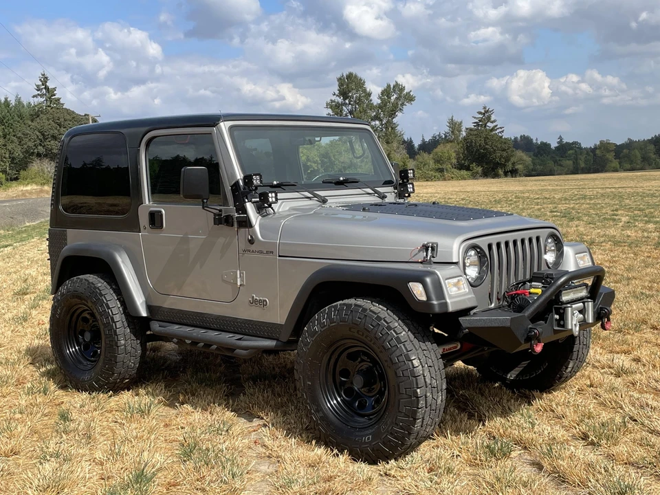 2000 Jeep TJ Wrangler - Image 9 of 31