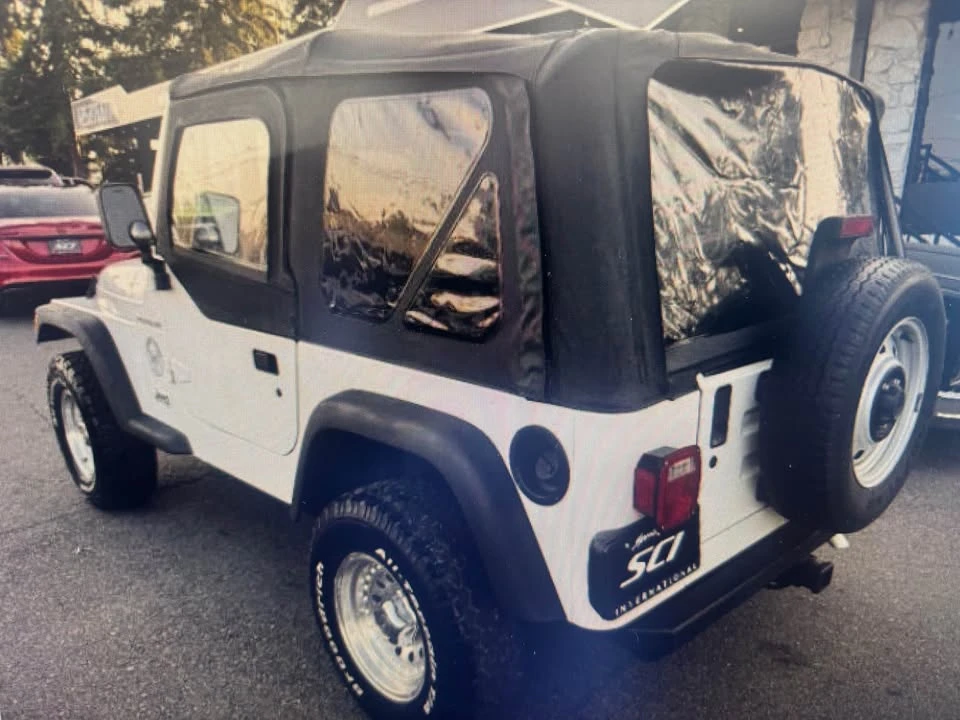 2000 Jeep TJ Wrangler - Image 6 of 13