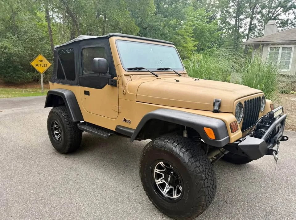 2000 Jeep TJ Wrangler - Image 2 of 4