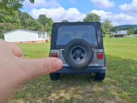 2000 Jeep Wrangler SE Sport Utility 2D
