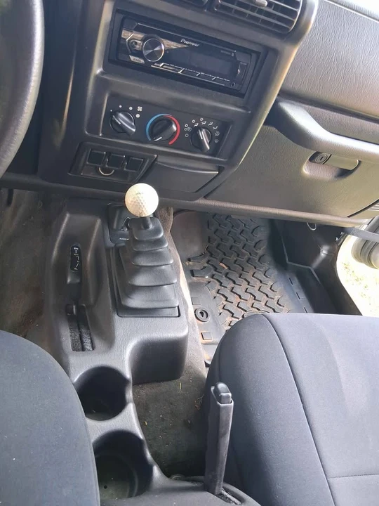 2000 Jeep TJ Wrangler - Image 7 of 15