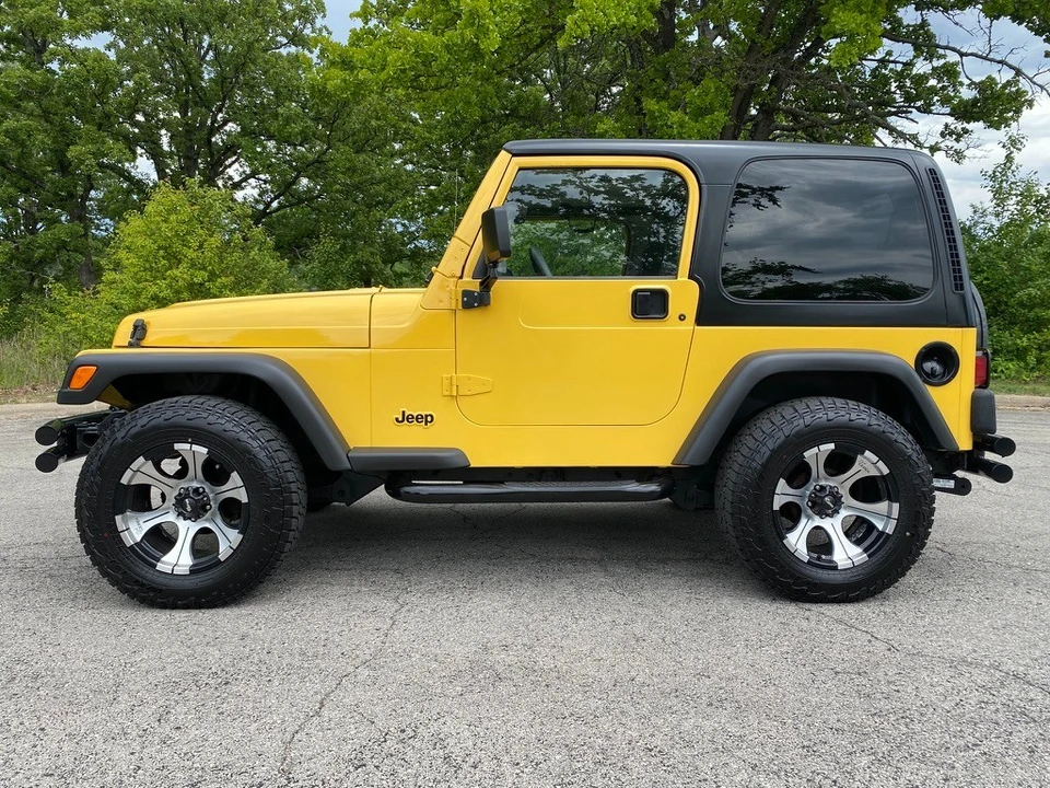 2000 Jeep TJ Wrangler - Image 2 of 14