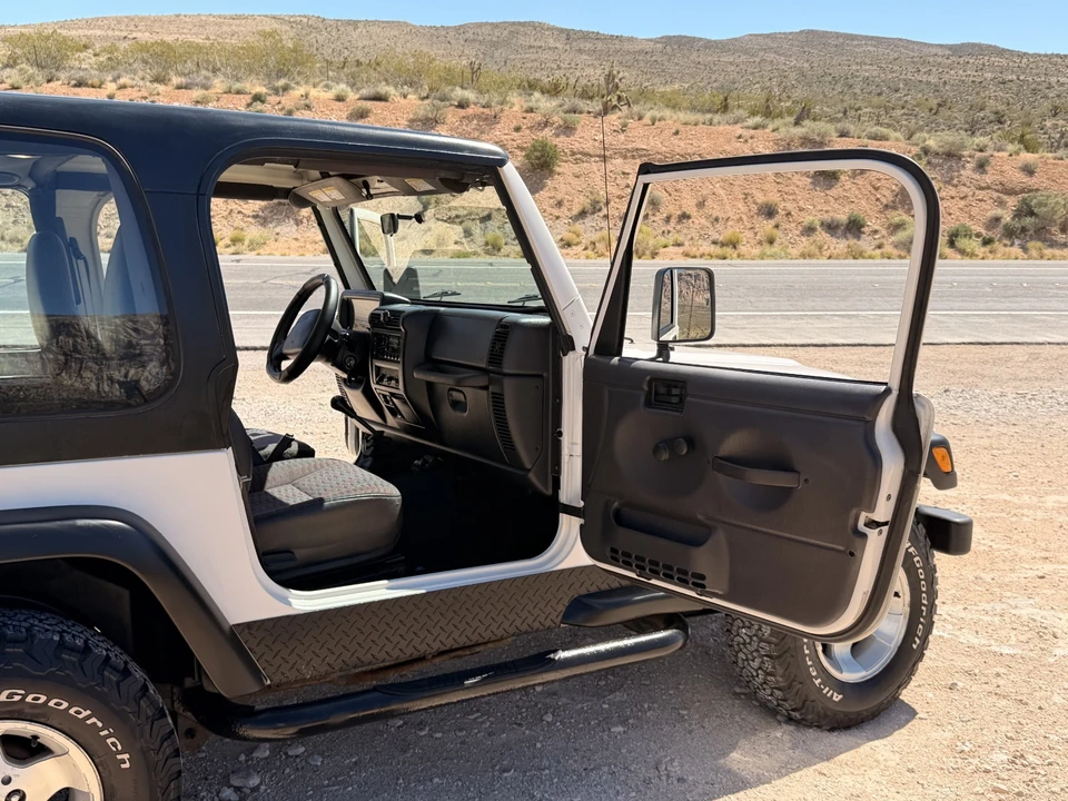 2000 Jeep TJ Wrangler - Image 18 of 21