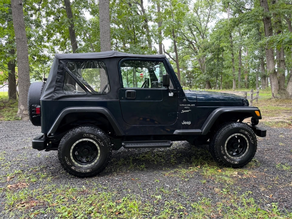 2000 Jeep TJ Wrangler - Image 3 of 31