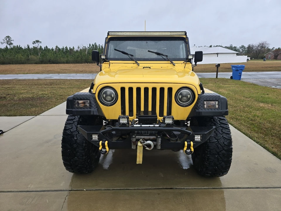 2000 Jeep TJ Wrangler - Image 2 of 13