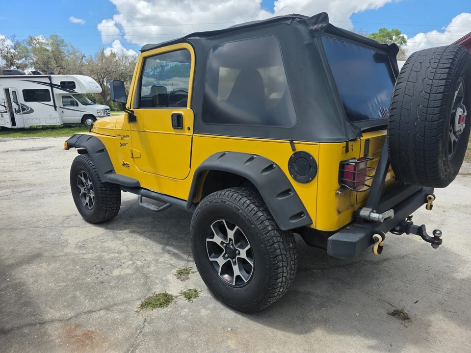 2000 Jeep TJ Wrangler - Image 2 of 7