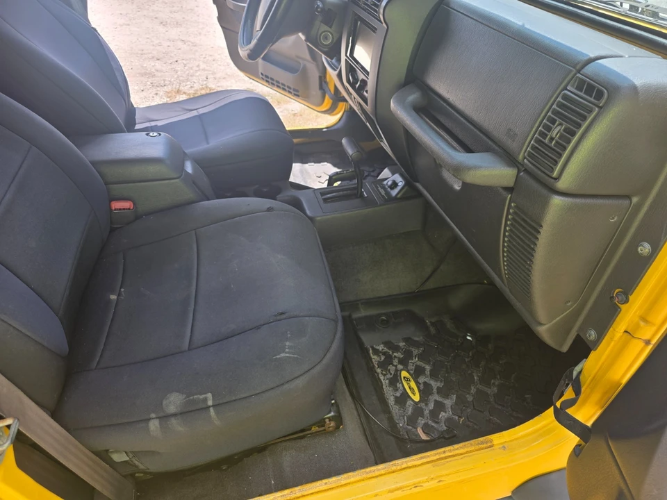 2000 Jeep TJ Wrangler - Image 6 of 7
