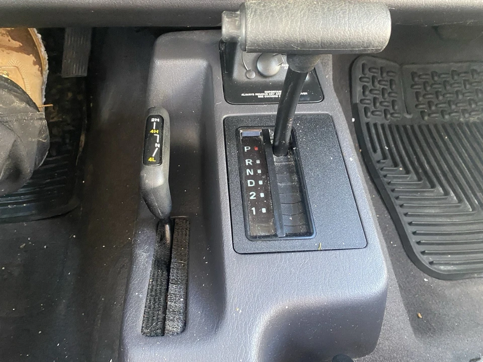 2000 Jeep TJ Wrangler - Image 10 of 21