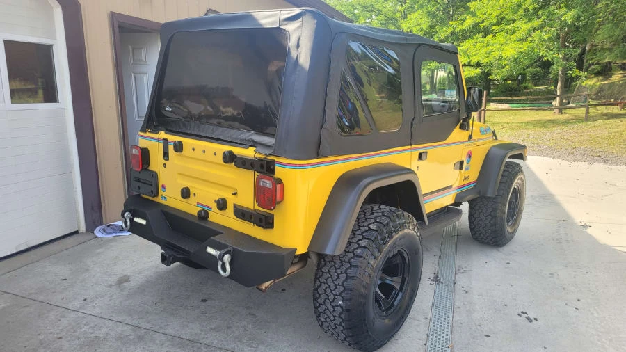 2000 Jeep TJ Wrangler - Image 3 of 17