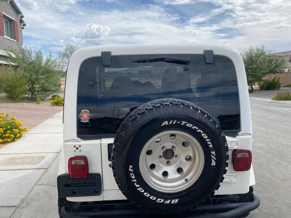 2000 Jeep TJ Wrangler - Image 4 of 11
