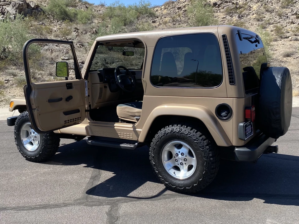 2000 Jeep TJ Wrangler - Image 15 of 31