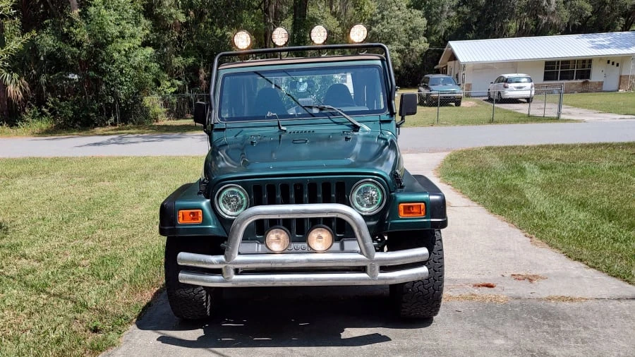 2000 Jeep TJ Wrangler - Image 2 of 5