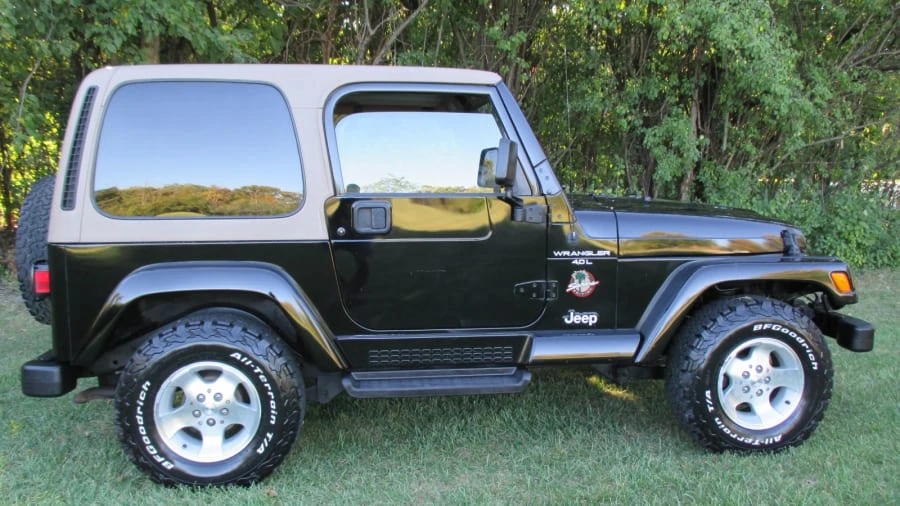 2000 Jeep TJ Wrangler - Image 25 of 26