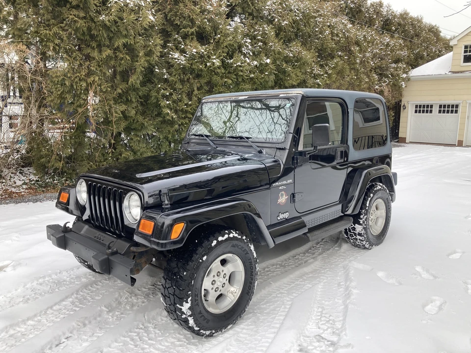 2000 Jeep TJ Wrangler - Image 8 of 31