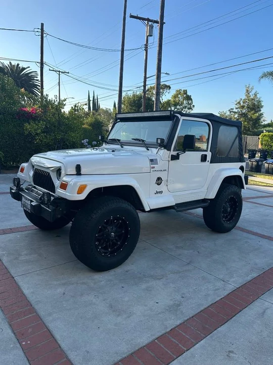 2000 Jeep TJ Wrangler - Image 2 of 18