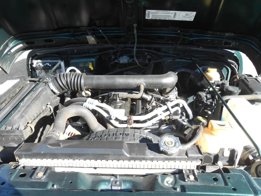 2000 Jeep TJ Wrangler - Image 18 of 19