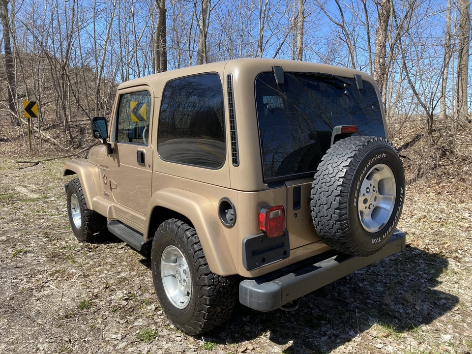 2000 Jeep TJ Wrangler - Image 15 of 31
