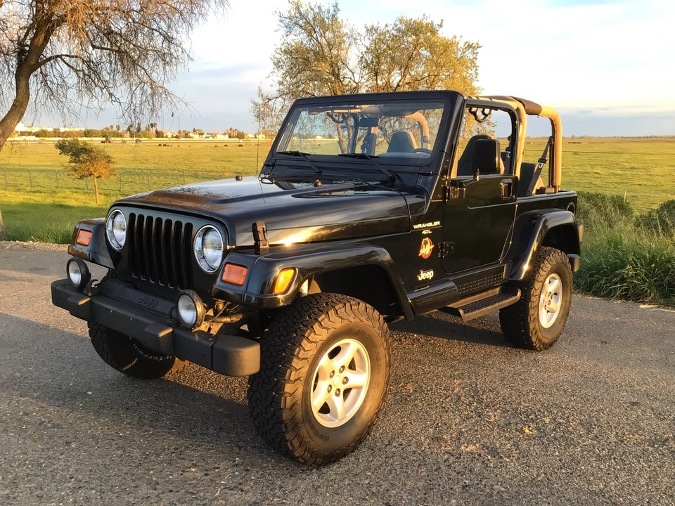 2000 Jeep TJ Wrangler - Image 26 of 31