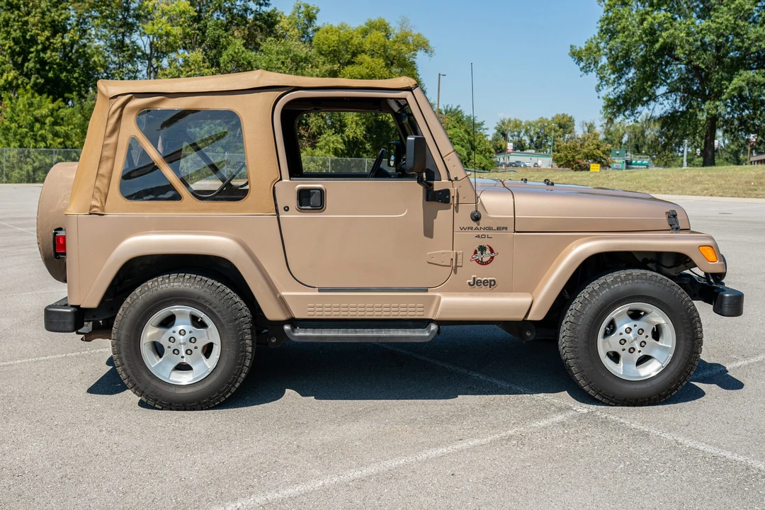 2000 Jeep TJ Wrangler - Image 12 of 31